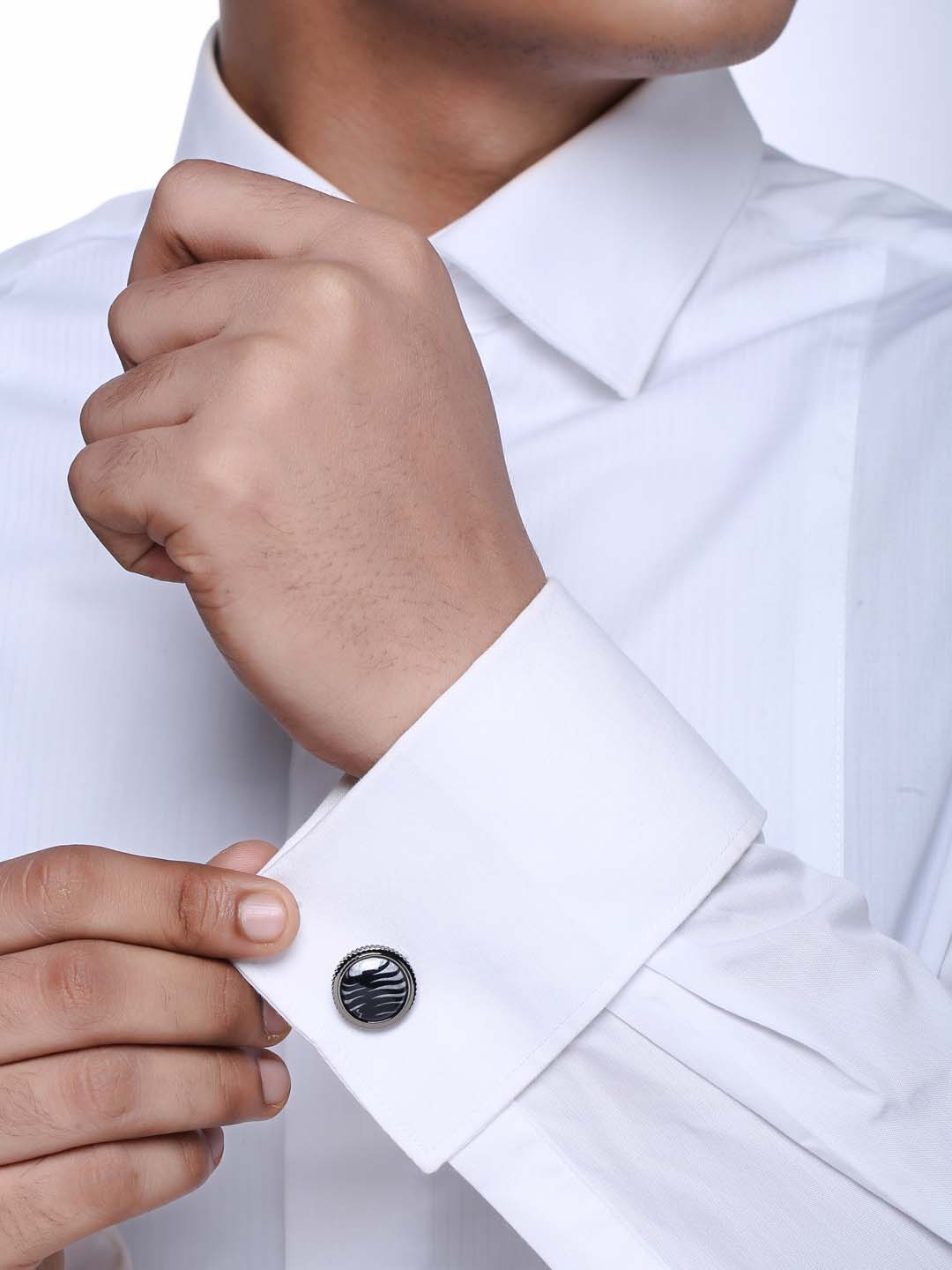 Classic Corporate Whale Back  Black Cufflink