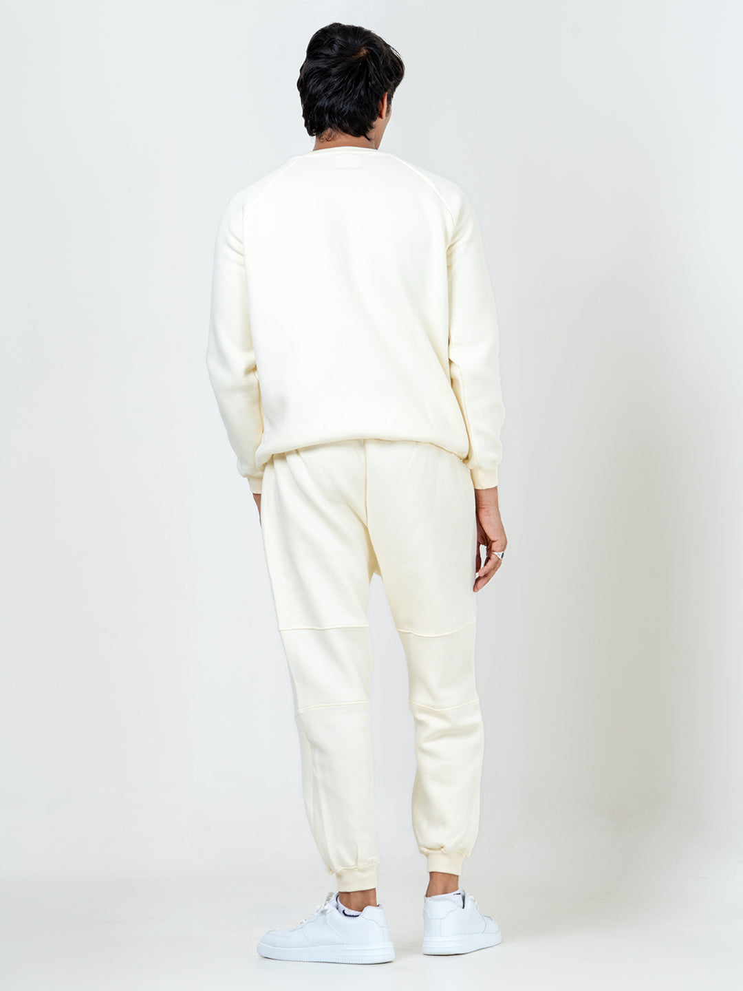 Off White Round Neck Sweatshirt With Jogger Co-ord Set