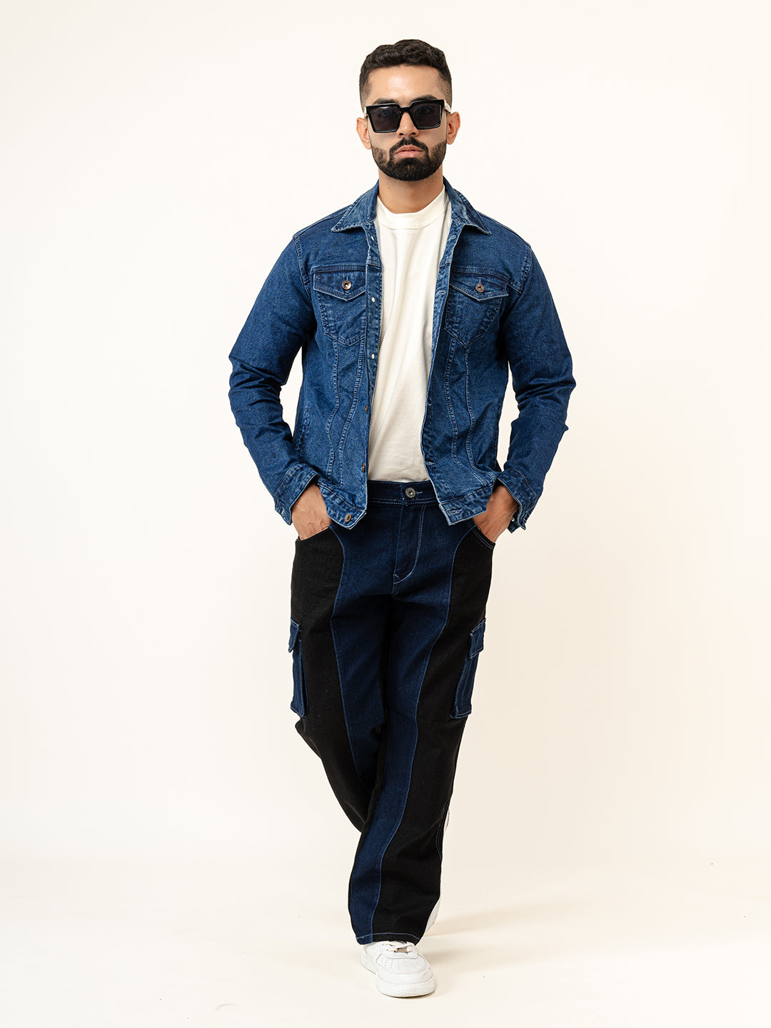 Black & Blue Colour-Block Straight Fit Denim Cargo