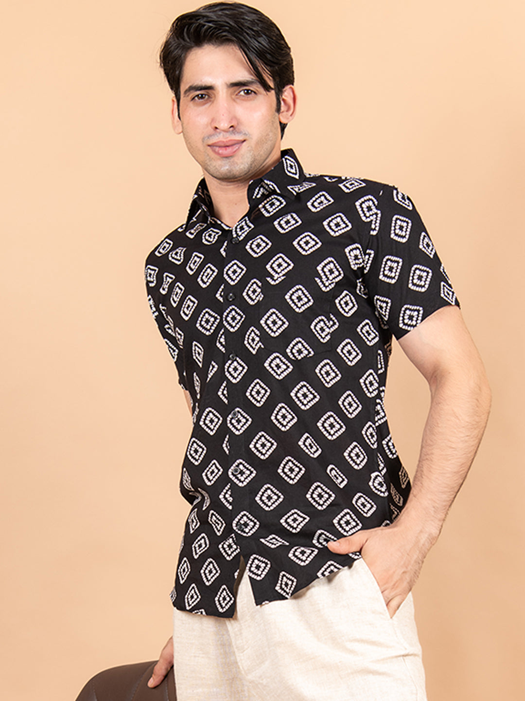 Black Geometric motif printed cotton Half sleeves shirt