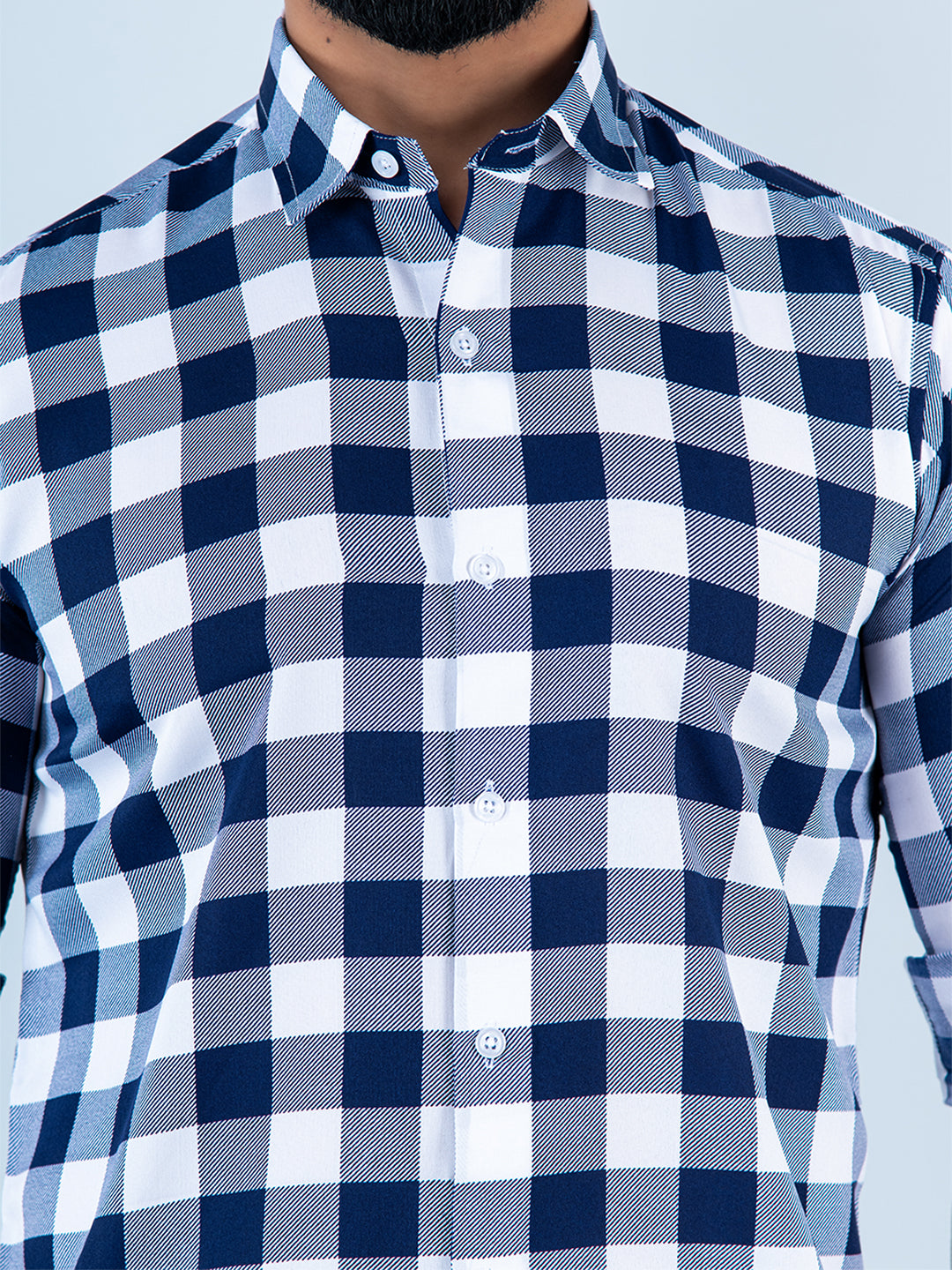 Full Sleeves Blue and White Checks Shirt