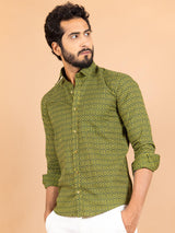 printed green shirt